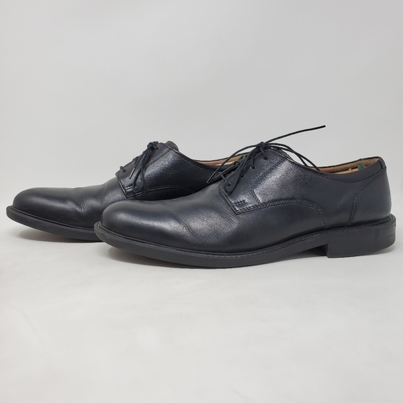 Johnston Murphy Medium Plain Toe Black Shoe - Picture 2 of 11